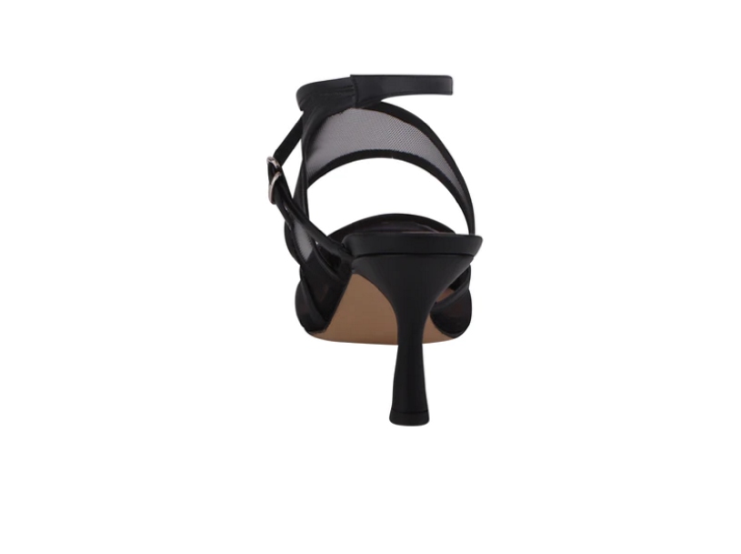 035-94 Zapatilla Negro